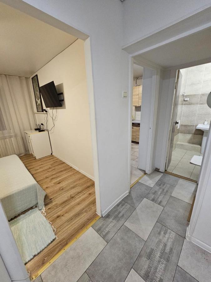 Apartment On Constantin Negruzzi Kischinau Exterior foto